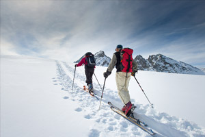 Come prepararsi al primo weekend sulla neve: qualche consiglio prima di rimettersi gli sci | Allianz Global Assistance