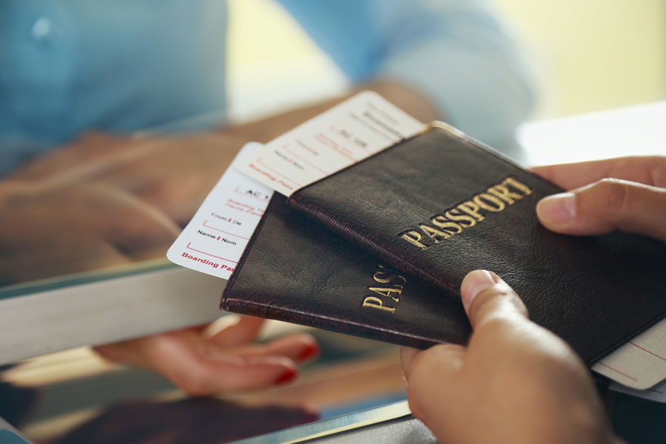 Documenti per passaporto: come richiederlo e in quali Paesi serve? | Allianz Global Assistance