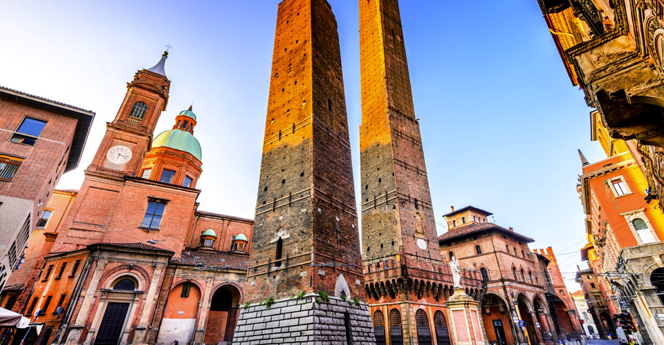 Cosa vedere a Bologna? Viaggio nel capoluogo dell'Emilia-Romagna | Allianz Global Assistance