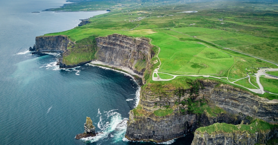 Cliffs of Moher, visita delle suggestive scogliere irlandesi | Allianz Global Assistance